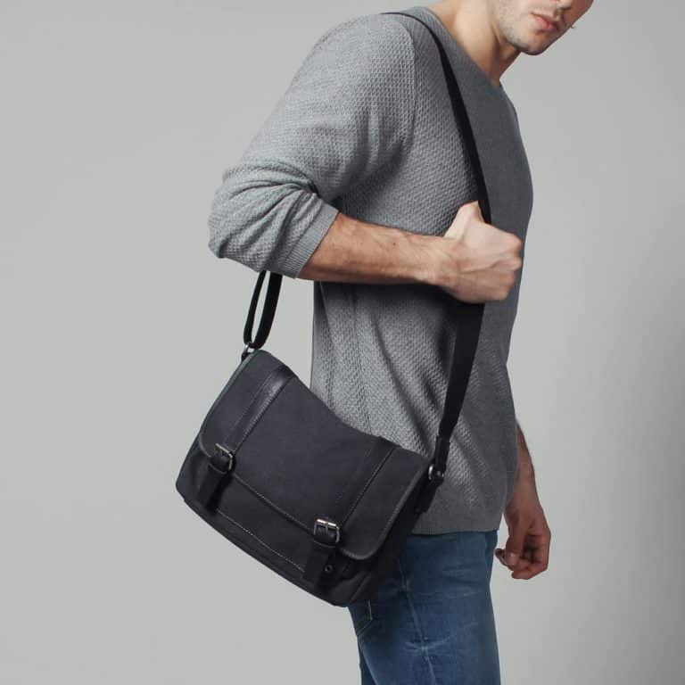 Besace homme en toile noir
