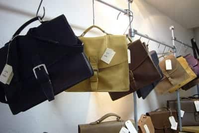 boutique-maroquinerie-cartables-cuir